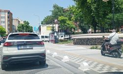 Kaldırımlar Motosikletlerin Oldu