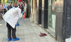 Caddede başından vuruldu, hastanede hayatını kaybetti