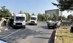 Edirne’de iki otomobil çarpıştı, biri takla attı: 2 sürücü yaralandı