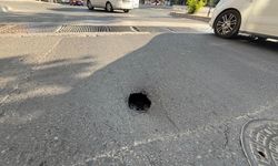 Çorlu’da çukura düşen araç hasar gördü