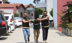 Gençleri sopayla dövdüğü iddia edilen şüpheli serbest kaldı