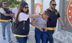 Ablasını öldürüp, arkadaşını bıçaklayan kadın tutuklandı