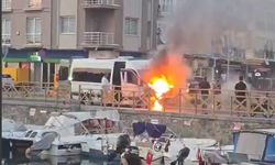 Marmaris’te minibüs yandı, can kaybı ve yaralı yok