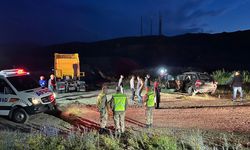 Çıldır'da trafik kazası: 2 ölü, 1 yaralı