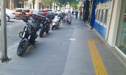 Kırklareli'nde Kaldırımlar Motosikletlerin İşgali Altında