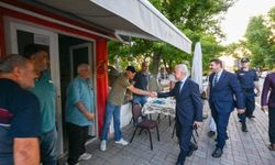 Vali Turan, Pehlivanköy’de Esnaf ve Vatandaşlarla Buluştu