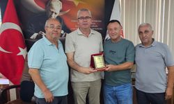 Kofçaz Derneğinden Başkan Dermenci’ye Plaket