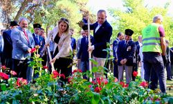 Başkan Bulut, 15 Temmuz Şehitleri İçin Fidan Dikti