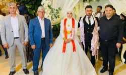 Başkan Gün, Zeynep ve Recep’in Düğününe Katıldı