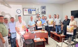 Bağbozumu Şenlikleri İçin Afişler Dağıtılıyor