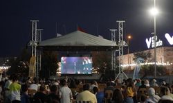 Lüleburgaz’da Yazlık Sinema Keyfi Cem Karaca Filmiyle Sona Erdi