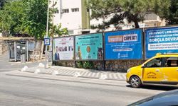 Kırklareli Belediyesi'nden Uyarı: İzmarit Yere Değil, Çöpe Atılmalı