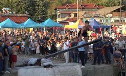 Kırklareli'nde Kabotaj Bayramı coşkusu: Yağlı direk yarışı nefes kesti