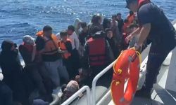 Yunan unsurları lastik bottaki 39 kaçak göçmeni ölüme terk etti