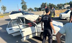 Başıboş gezen at kazaya neden oldu: 3 kişi yaralandı