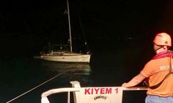 Çanakkale Boğazı’nda makine arızası yapan tekne yedeklenerek çekildi