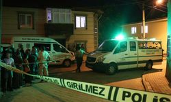 İşten dönen kadın evde iki kişinin cesediyle karşılaştı