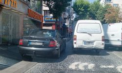 Kaldırıma ve Yola Gelişigüzel Park: Kırklareli Merkezinde Trafik ve Yaya Geçişi Aksıyor