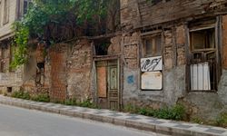 Kırklareli’deki Atıl Bina Tehlike Saçıyor