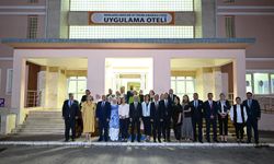 Vali Turan’dan Jandarma Komutanı Akyüz’e Veda