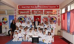 Başkan Yayla’dan Karate Sporcularına Diploma Töreni