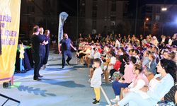 Lüleburgaz’da Çocuklar Kukla Gösterisiyle Eğlendi