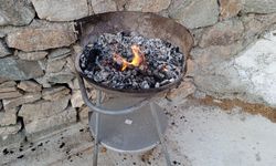 Bahçelerde Mangal Keyfi Sürüyor