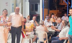 Köylerde Afiş Dağıtılıyor
