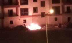 Edirne'de TOKİ şantiyesinde yangın paniği... Alevleri kum atarak söndürmeye çalıştılar