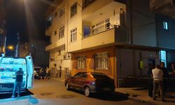 Eşini vurup, aynı tabancayla kendi kafasına ateş etti