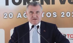 Bakan Bak: "‘Terörsüz Türkiye’ projesi çerçevesinde Cudi Dağı'nda artık roket sesi değil, raket sesleri dinleniyor"