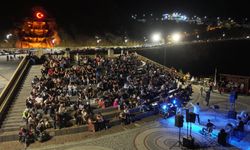Kirazlıdere'de cuma akşamları müzik ziyafeti yaşanıyor