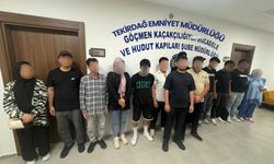 Avrupa’ya kaçmak için kamyonete özel bölme yapmışlar:19 düzensiz göçmen yakalandı