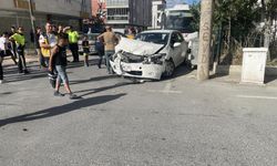 Tekirdağ’da kamyonet otomobille çarpıştı: 2 yaralı