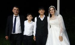 Kaçarak evlendiler, 17 yıl sonra düğünlerini yaptılar