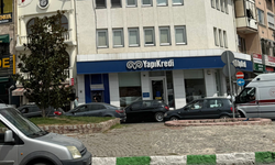 Trafik Yoğunluğu Ambulansın Geçişini Engelledi