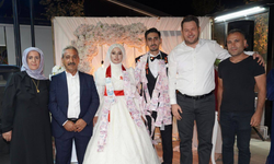 Başkan Talay, Genç Çiftin Mutluluğunu Paylaştı