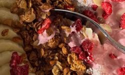 Kahvaltıda Granola Hafifliği