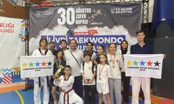 Yamaner Spor Kulübü, Silivri Taekwondo Turnuvası’ndan Derecelerle Döndü