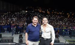 Emir Can İğrek Pınarhisar’ı Coşturdu