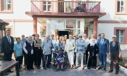 Kırklareli Huzurevi Sakinlerine Anlamlı Ziyaret