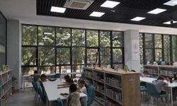 Minik Öğrencilerden Kütüphane Ziyareti