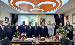 Kamu-Sen ve Türk Sağlık-Sen’den MHP İl Başkanlığı’na Ziyaret