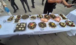Bağ Bozumu Şenliği'nde sarmalar yarıştı