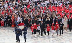 LÖSEV, her yıl olduğu gibi bu yıl da, Atamızın huzurunda,  ANITKABİR’de olacak.
