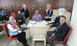 Müdür Özbaş’tan Sosyal Yardımlaşma Vakfı’na Ziyaret