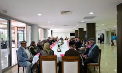 Vali Turan’dan “Bir Yastıkta Yarım Asır” Projesine Destek