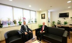 Vali Turan’dan Vakıfbank Kırklareli Şubesine Ziyaret