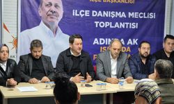 Başkan Talay, AK Parti İlçe Toplantısında Projeleri Anlattı