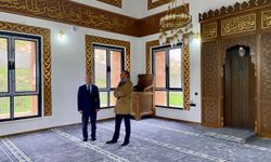 Kaymakam Özderin, TOKİ Camii’nde İncelemelerde Bulundu